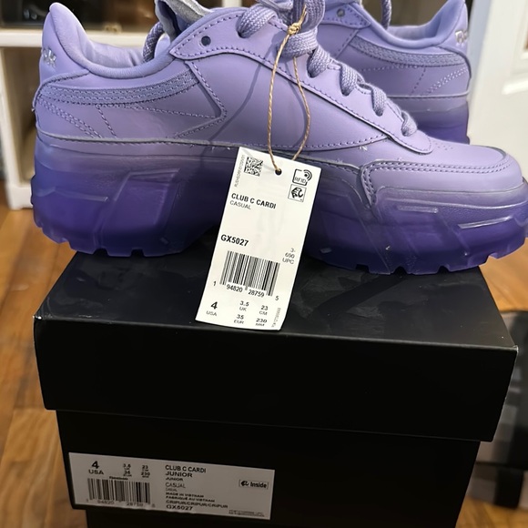 ReebokSneakers in Lavender Club C Cardi B Purple crisp
